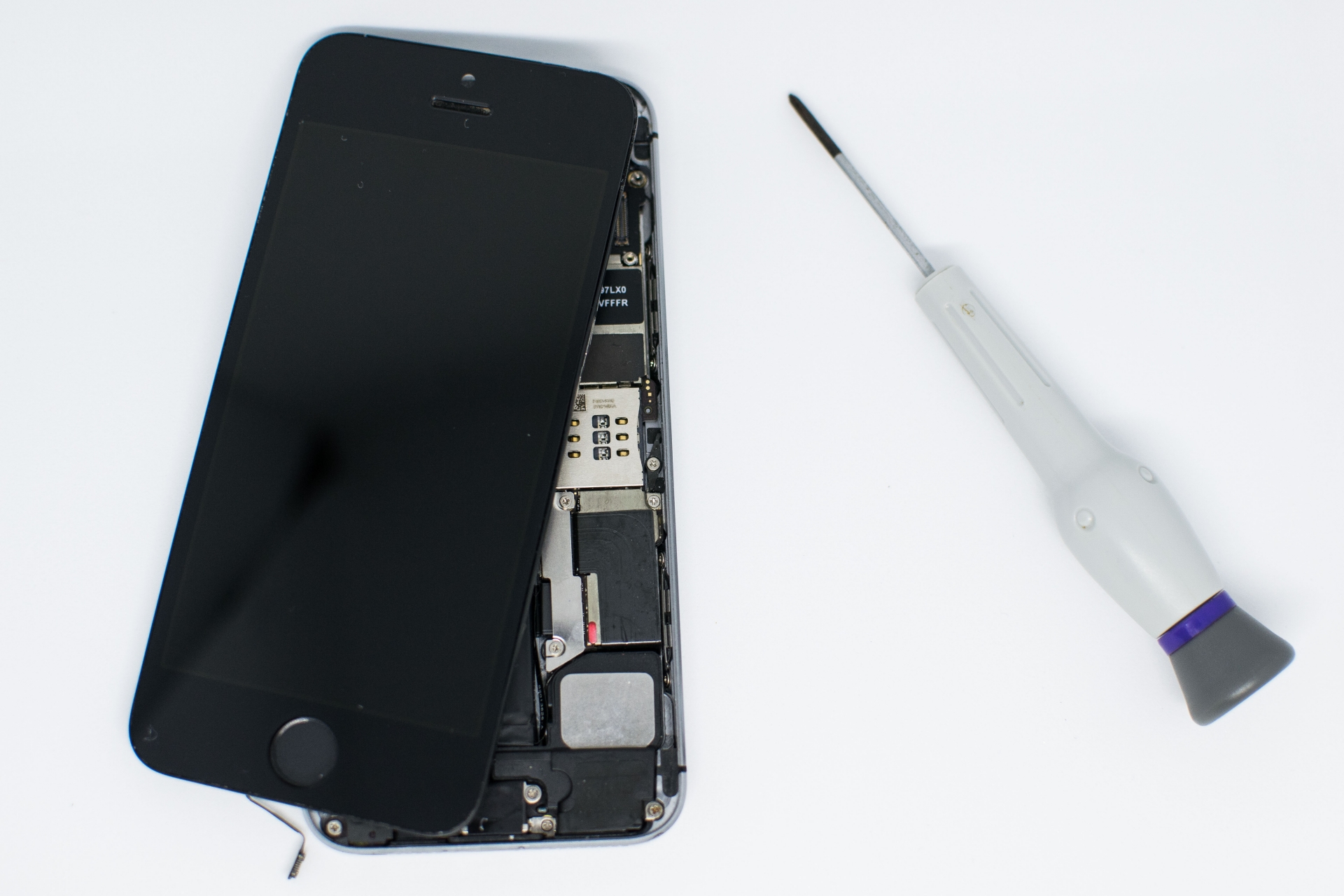 //sumaho-repair.jp/tarumi/wp-content/uploads/2018/12/eebee5a9bc67319a06280f98a1c42008_m.jpg